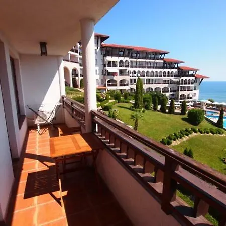 Private In Manastira